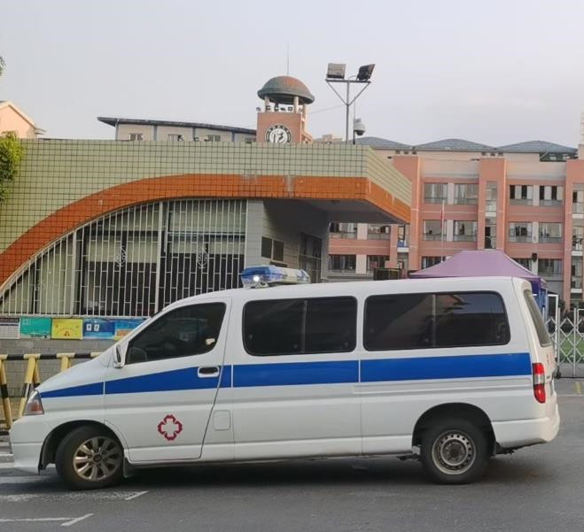 芜湖救护车出租护送骨折病人一公里多少钱